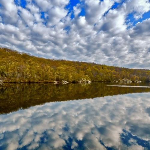 Reflection_of_clouds_on_Canopus_Lake_Putnam_County_NY_by_Tom_Orlando_Tommyzeros_thumb